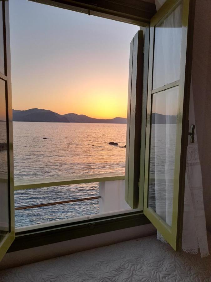 Milos By The Sea - Eco House Plaka  Zewnętrze zdjęcie
