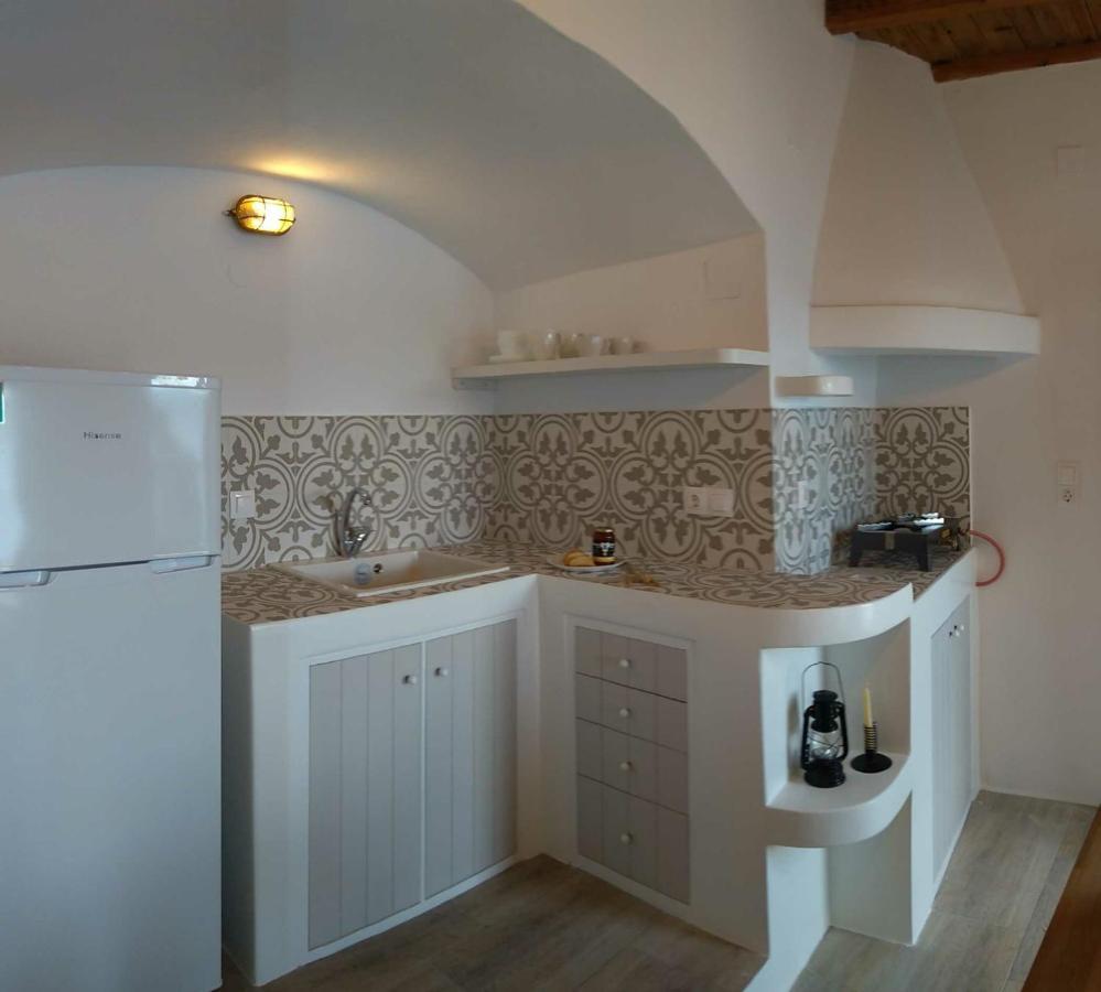Milos By The Sea - Eco House Plaka  Zewnętrze zdjęcie